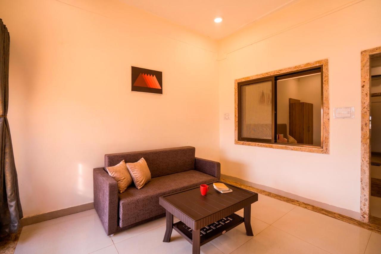 Zostel Plus Lonavala Exterior photo