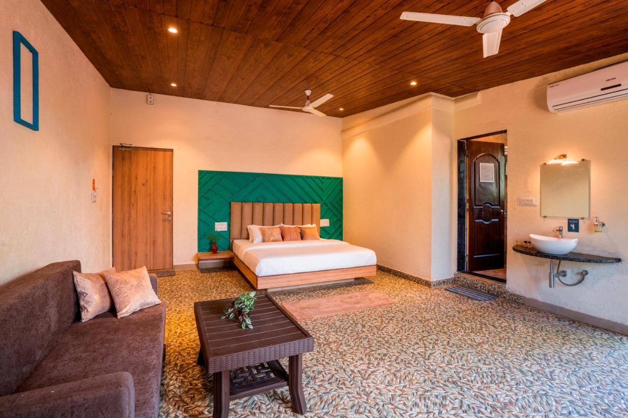 Zostel Plus Lonavala Exterior photo