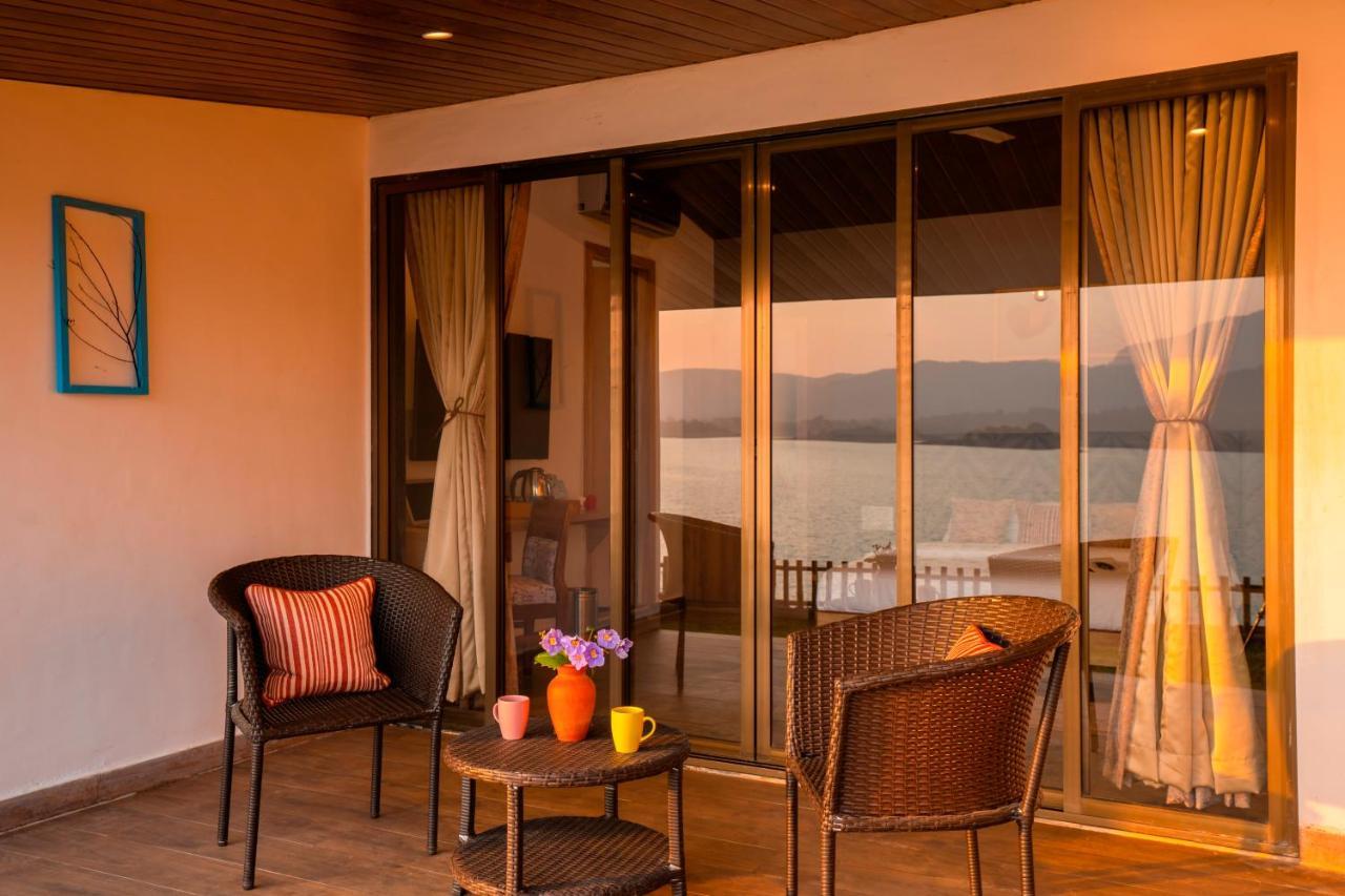 Zostel Plus Lonavala Exterior photo