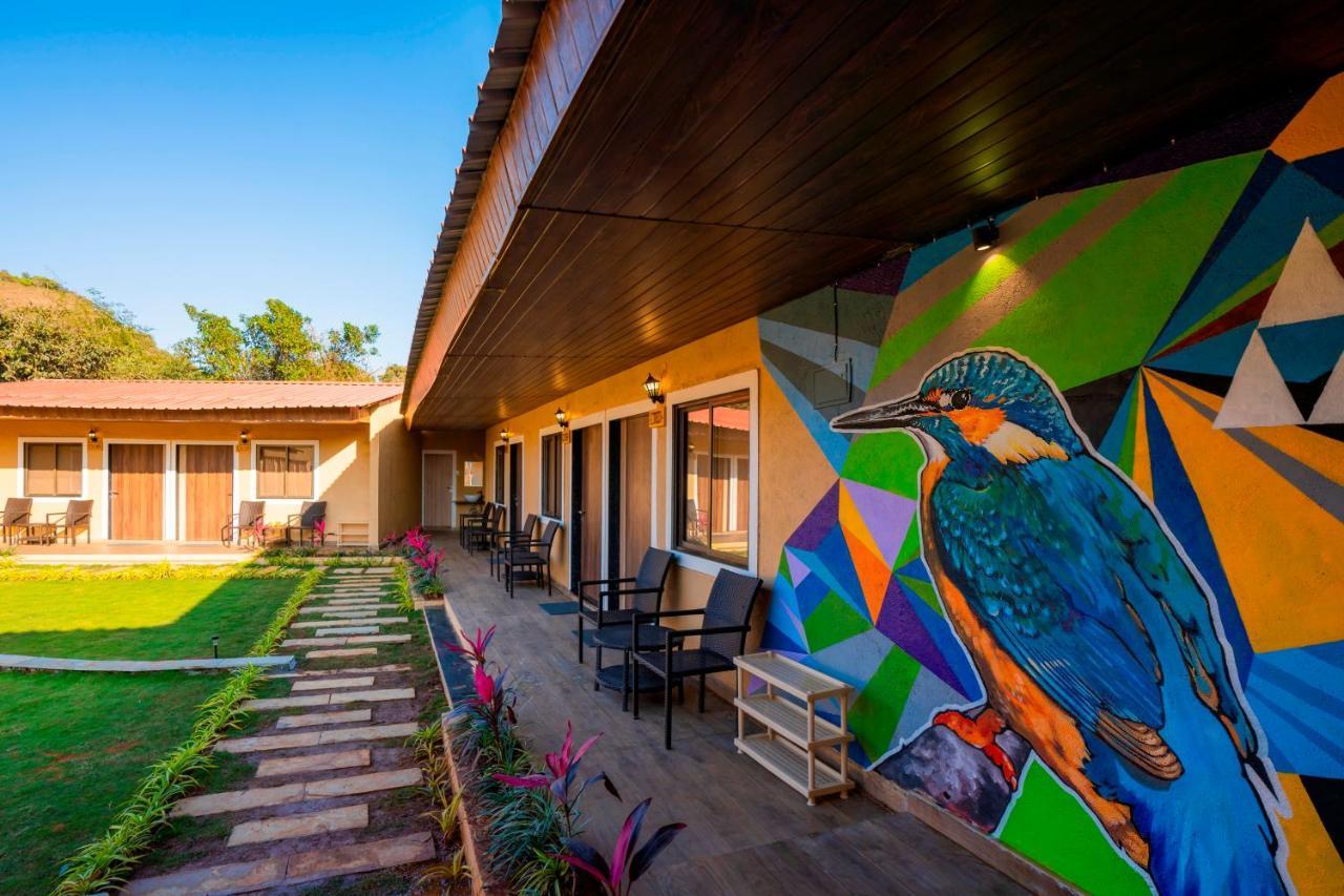 Zostel Plus Lonavala Exterior photo