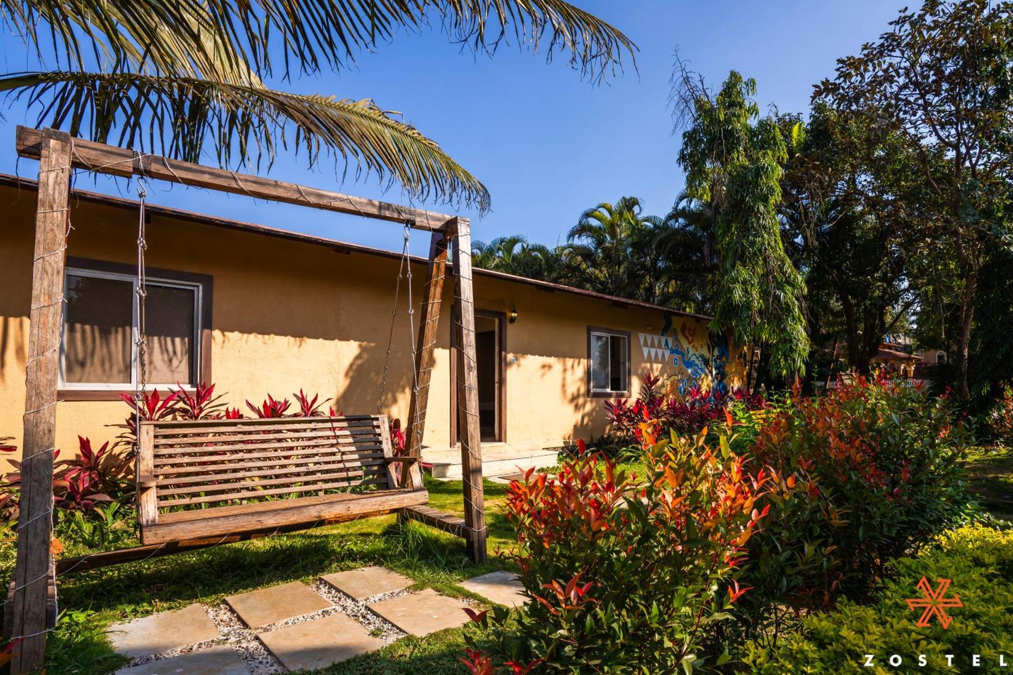 Zostel Plus Lonavala Exterior photo